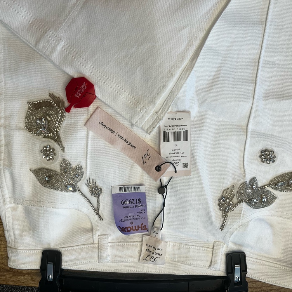 cinq a sept White Embellished Women’s Jeans - Picture 8 of 9